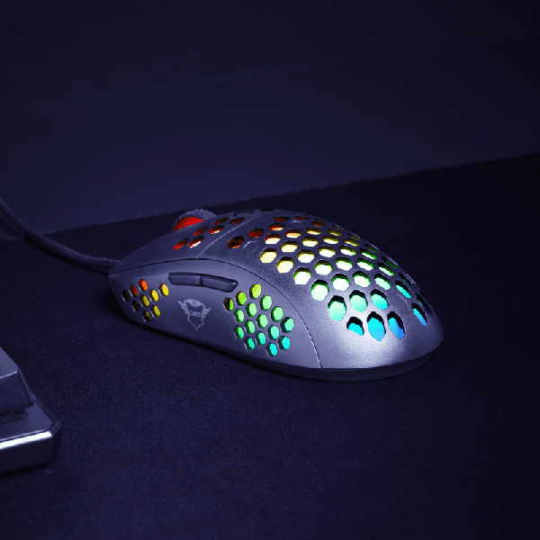 GXT-960-Graphin-Ultra-lightweight-Gaming-Mouse-MAIN